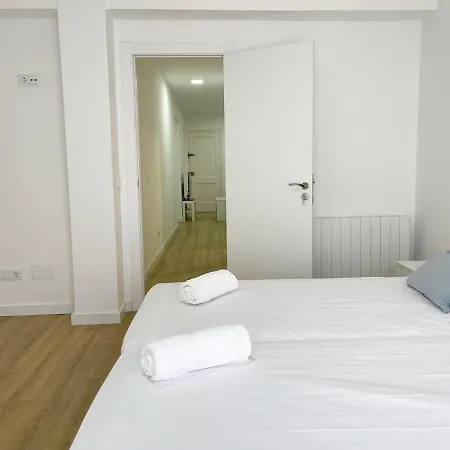 Nuevo En El Centro - 4 *